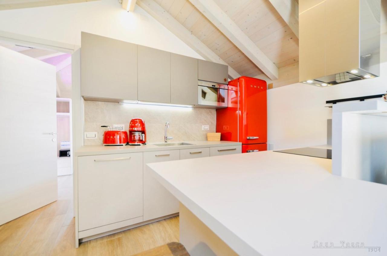 Casa Tosca - Holiday Home Torbole Sul Garda Exteriör bild