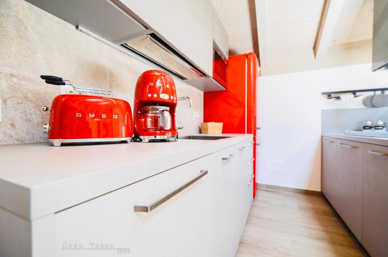 Casa Tosca - Holiday Home Torbole Sul Garda Exteriör bild