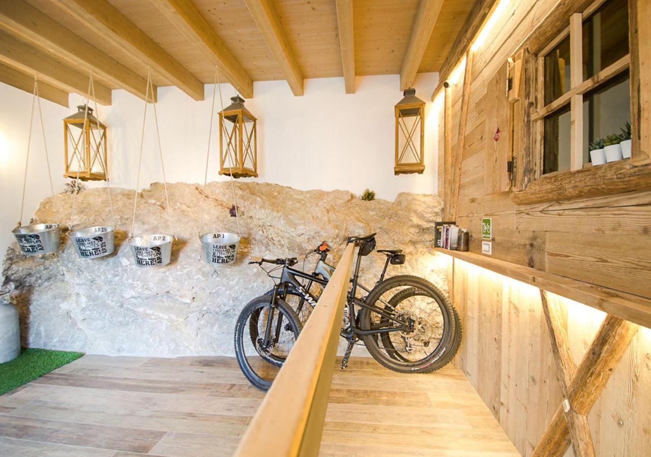 Casa Tosca - Holiday Home Torbole Sul Garda Exteriör bild