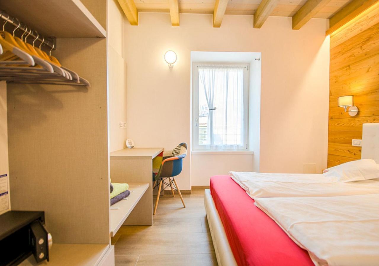 Casa Tosca - Holiday Home Torbole Sul Garda Exteriör bild