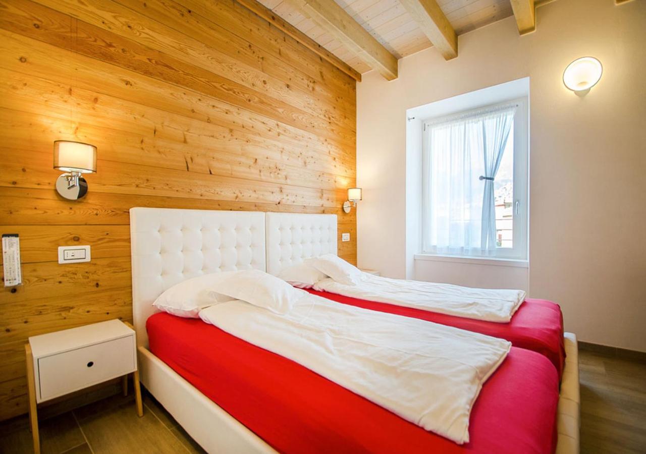 Casa Tosca - Holiday Home Torbole Sul Garda Exteriör bild
