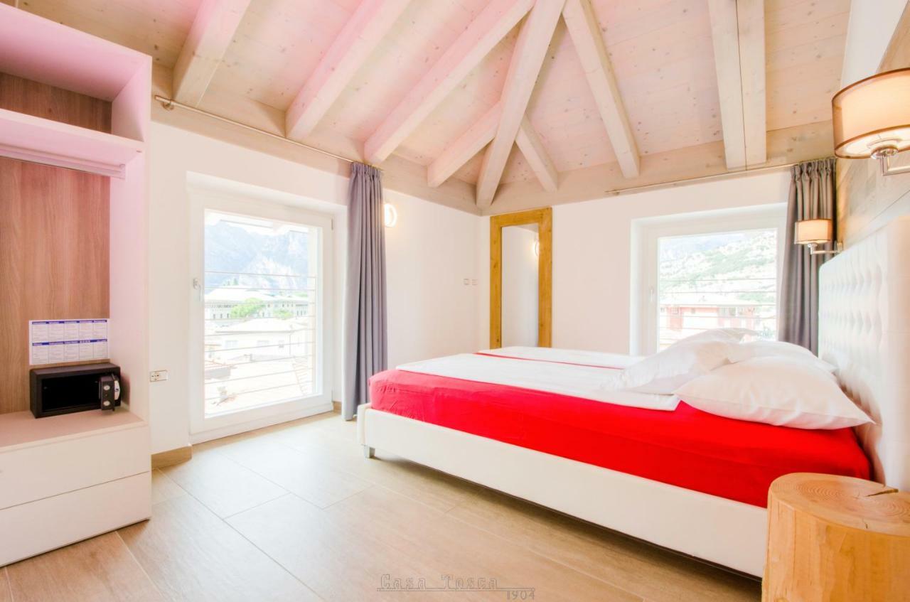 Casa Tosca - Holiday Home Torbole Sul Garda Exteriör bild