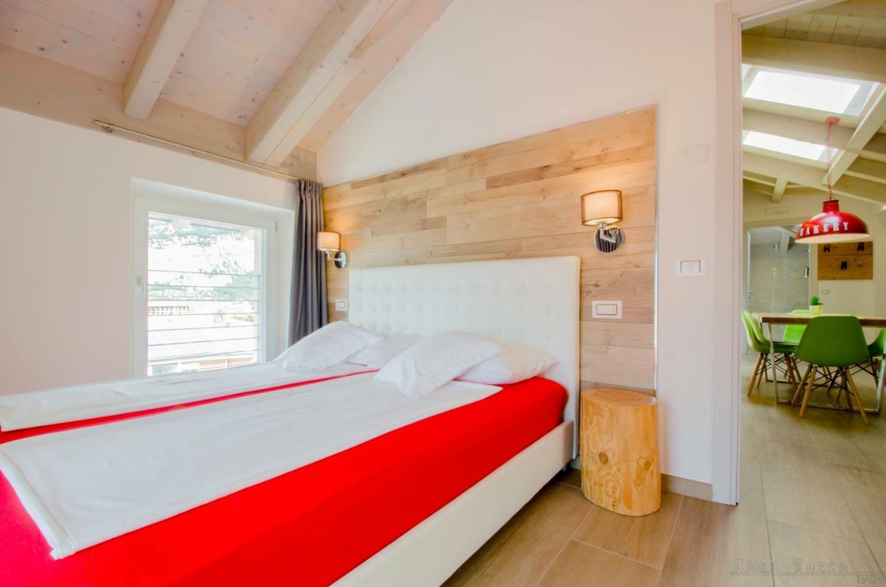 Casa Tosca - Holiday Home Torbole Sul Garda Exteriör bild