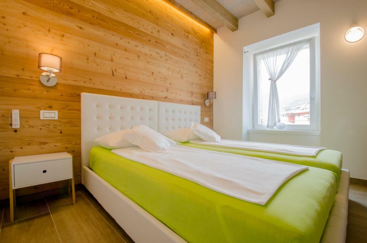 Casa Tosca - Holiday Home Torbole Sul Garda Exteriör bild